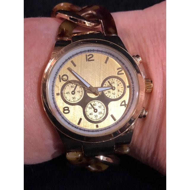 Coach Women's 36mm Greyson Tortoise Bracelet Watch - Gold Dial -  iCuracao.com